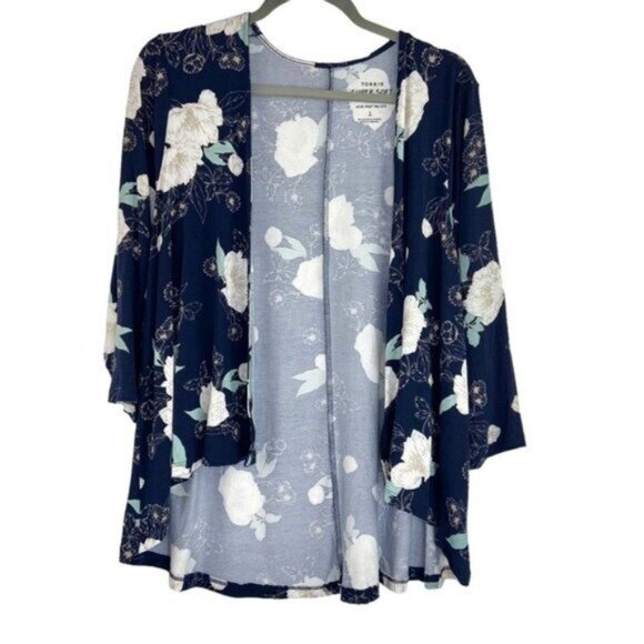 NWT Torrid Super Soft Floral Open Front Hilow Cardigan in Navy Blue - Picture 2 of 6